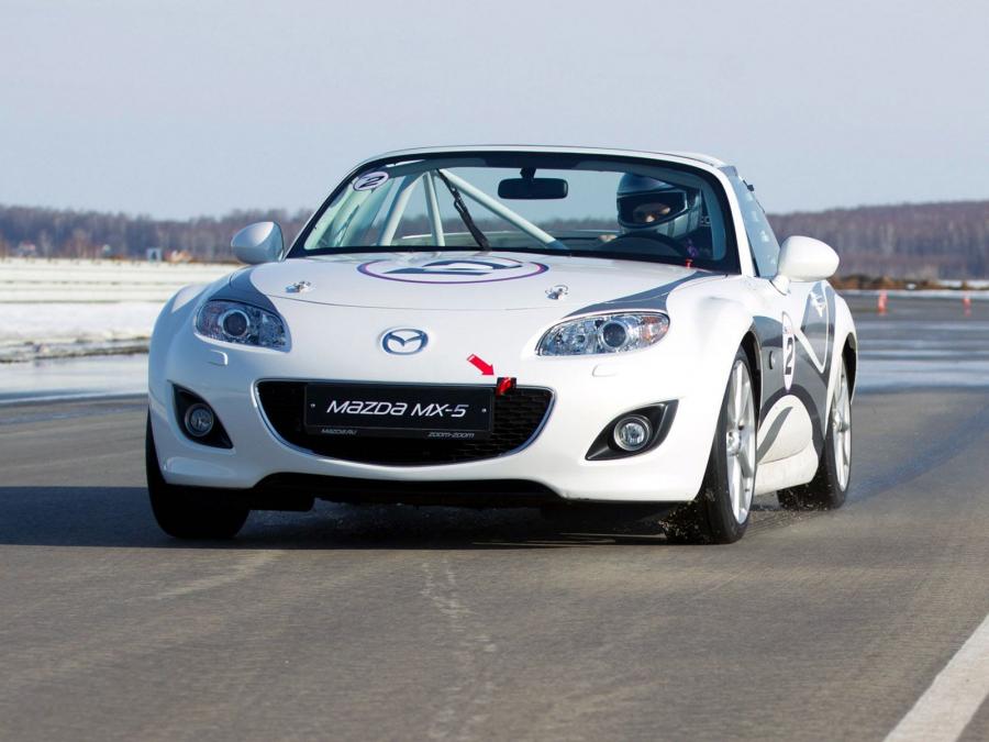  Mazda MX-5 GT Race Car 2011 года  (фото 9 из 27)